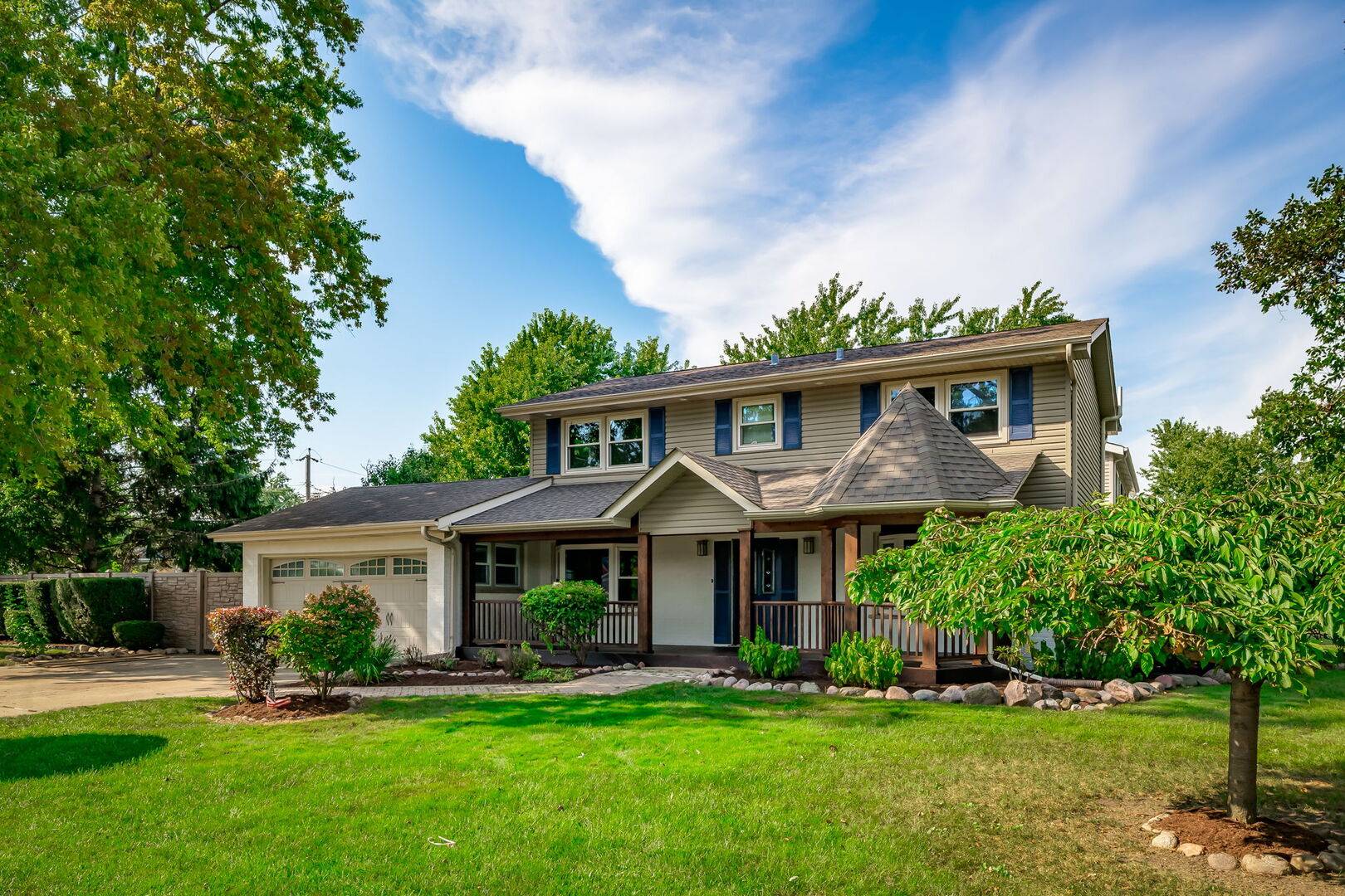 305 E Armitage AVE, Elmhurst, IL 60126