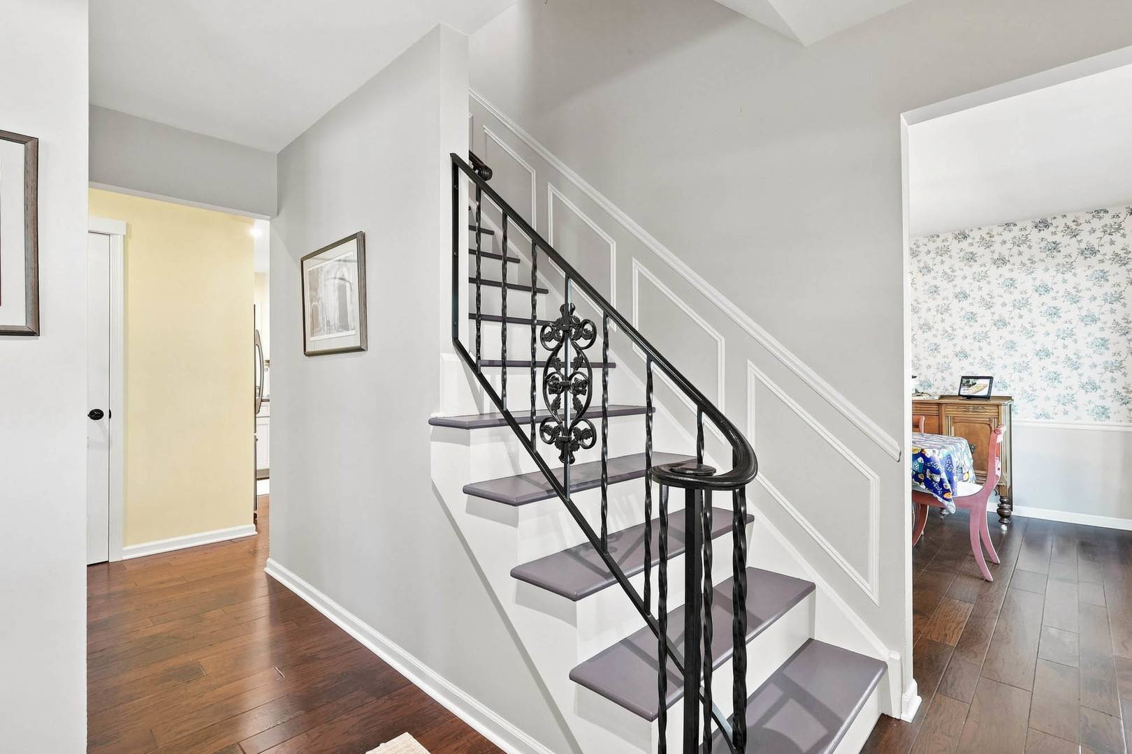 5079 Coachman RD, Bettendorf, IA 52722