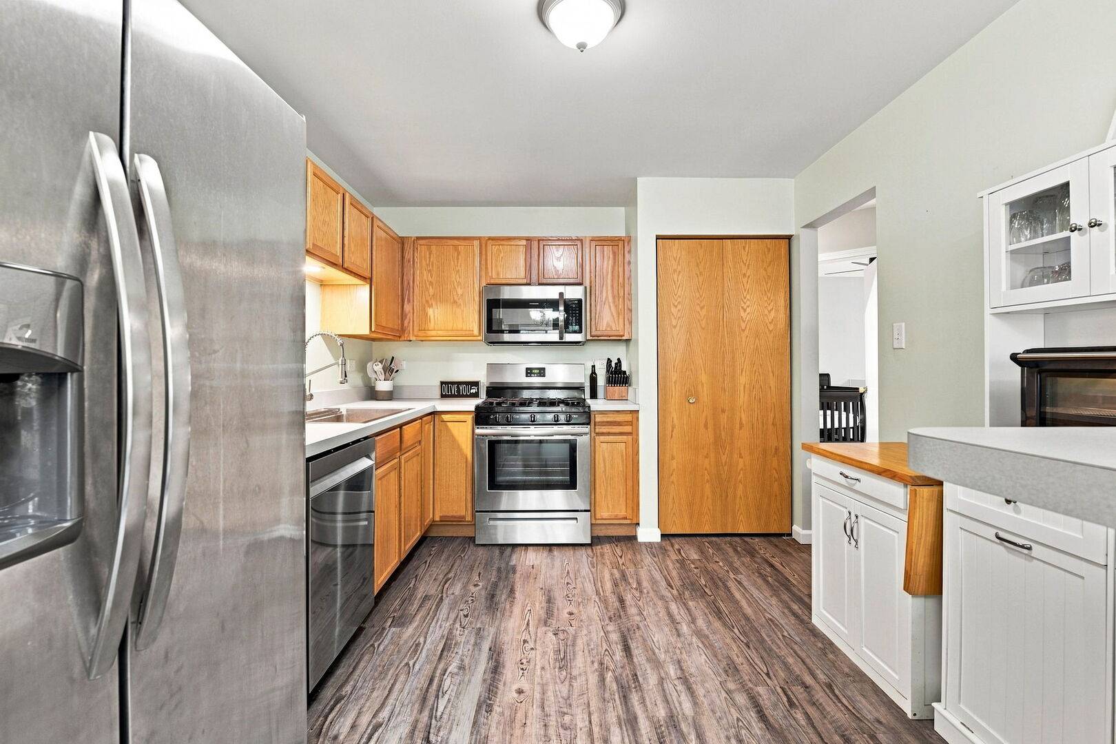 543 Silver Leaf DR, Joliet, IL 60431