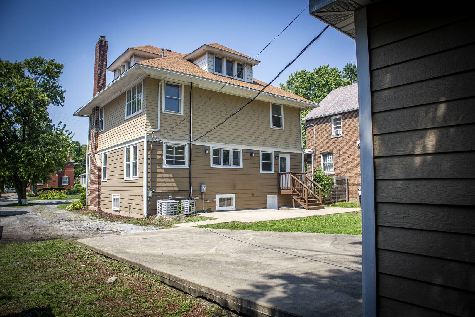 11359 S Bell AVE, Chicago, IL 60643