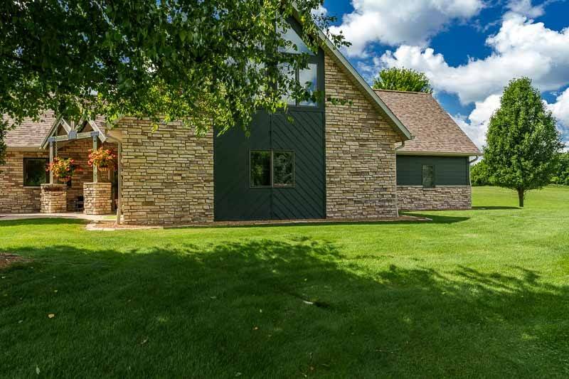 15380 WHITE SCHOOL RD, South Beloit, IL 61080