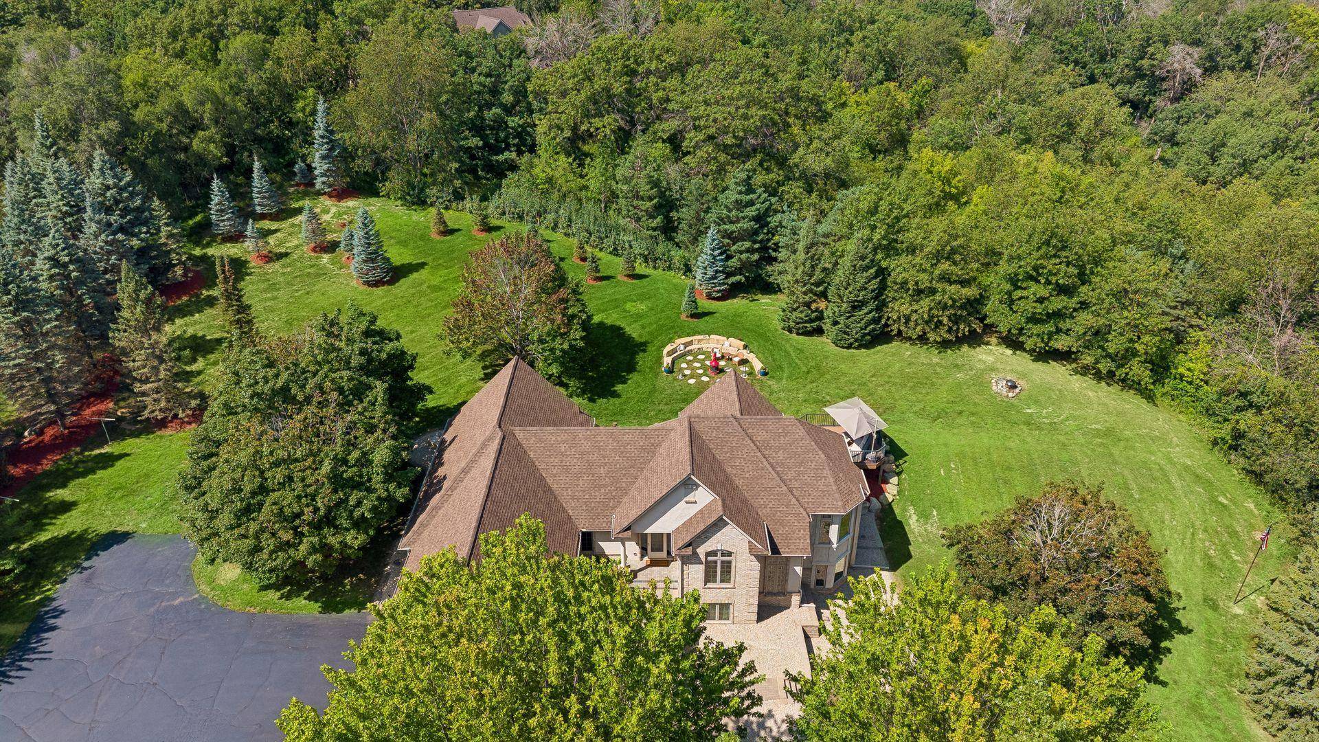 22420 Wagon Wheel TRL, Lakeville, MN 55044