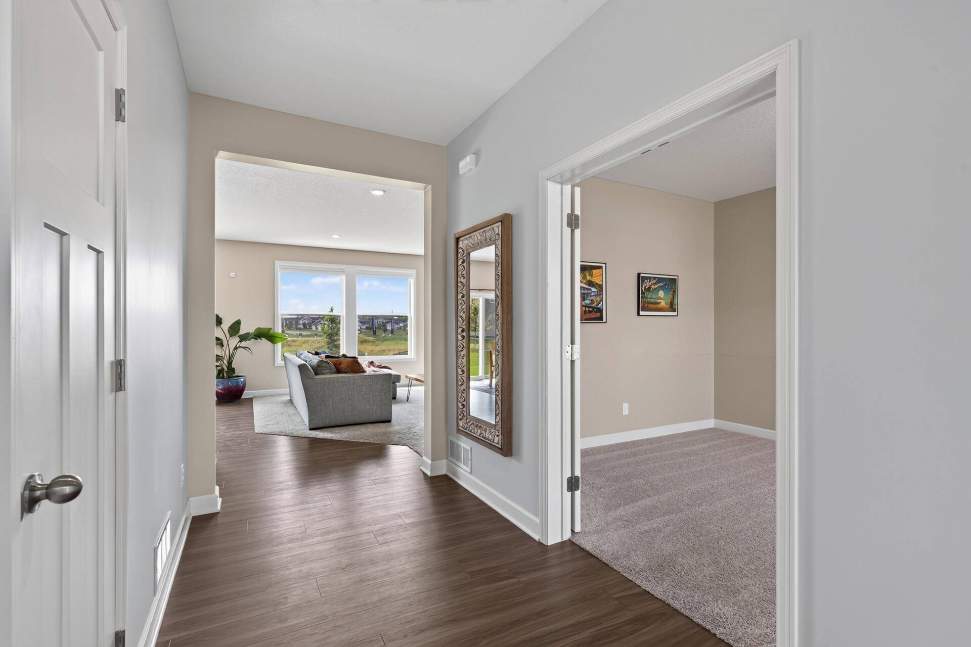 509 Waterford PL, Waconia, MN 55387