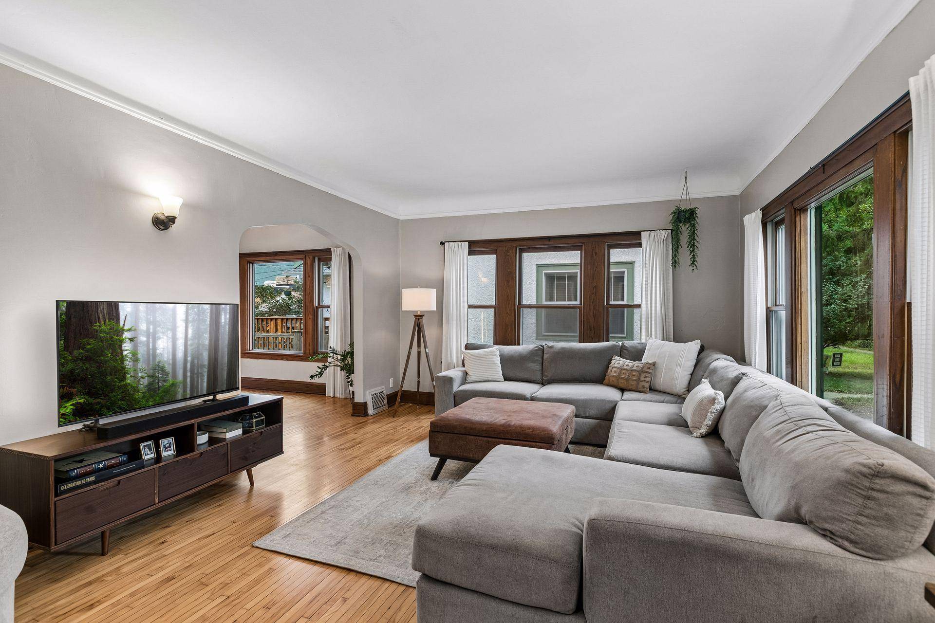 2523 Arthur ST NE, Minneapolis, MN 55418