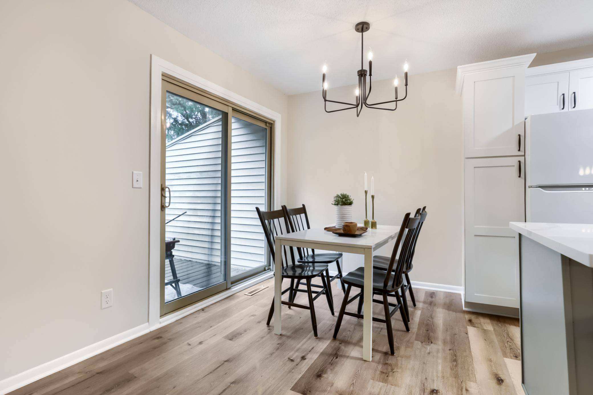 4205 Shirlee LN N, Shoreview, MN 55126