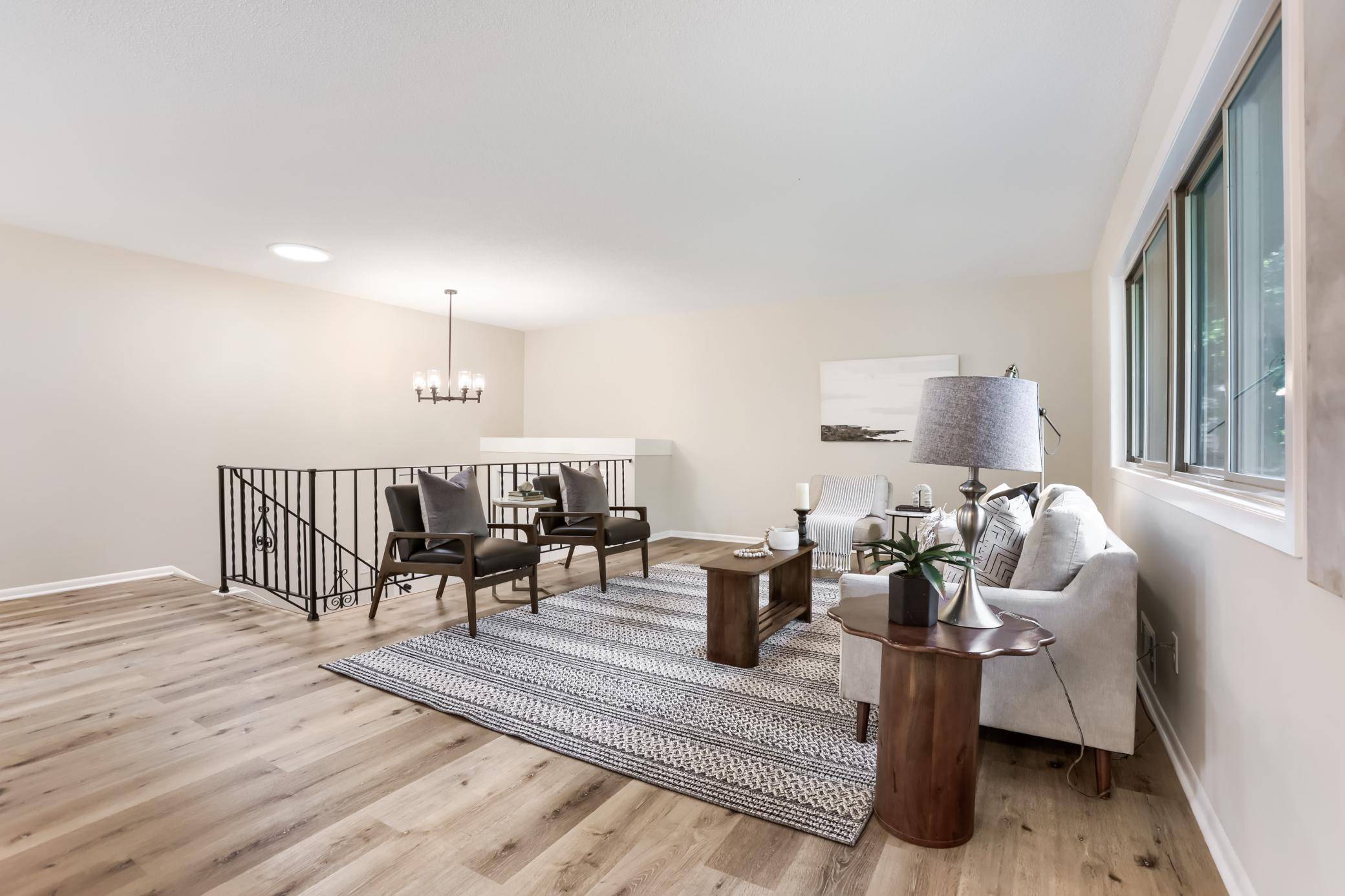 4205 Shirlee LN N, Shoreview, MN 55126