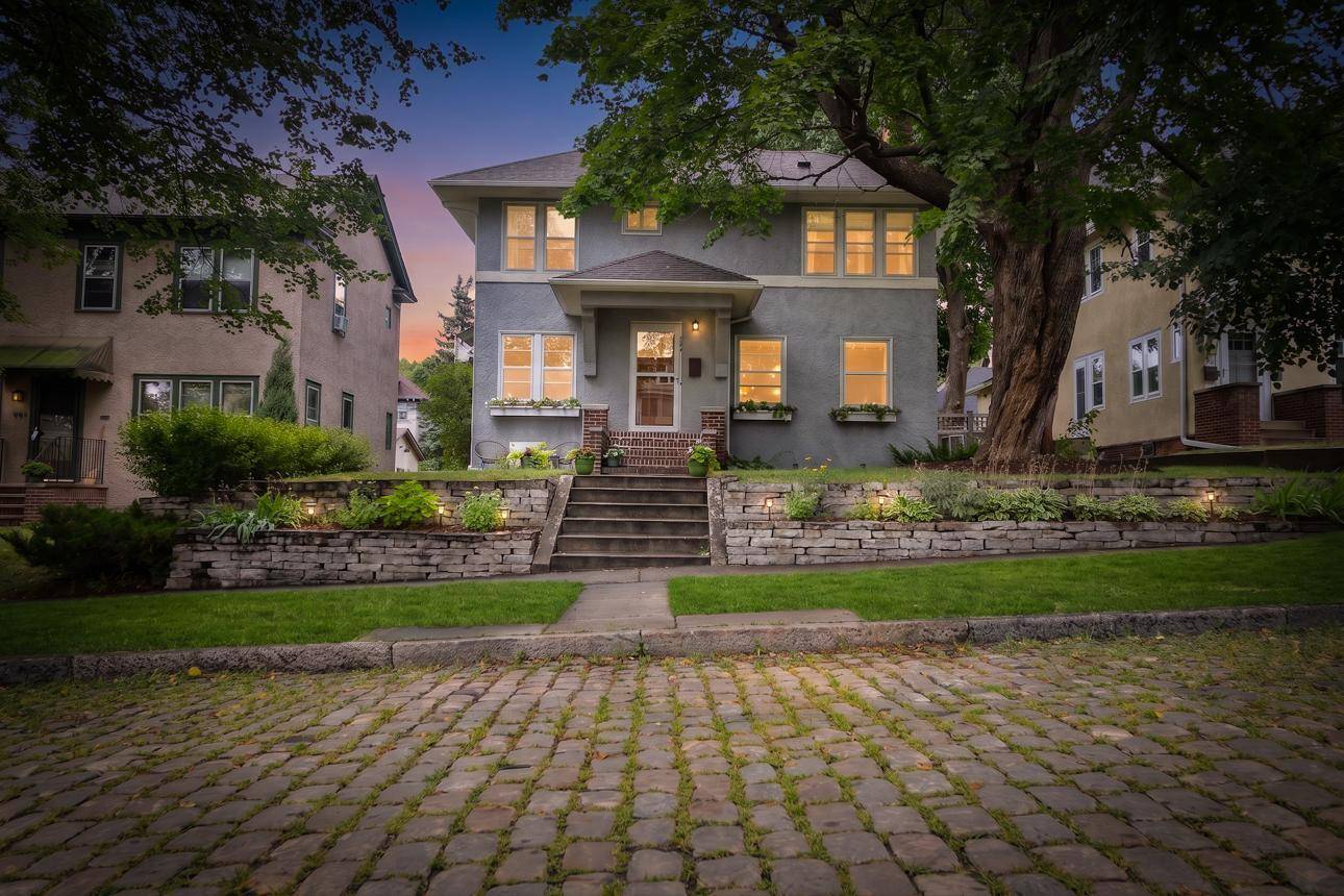 899 Osceola AVE, Saint Paul, MN 55105