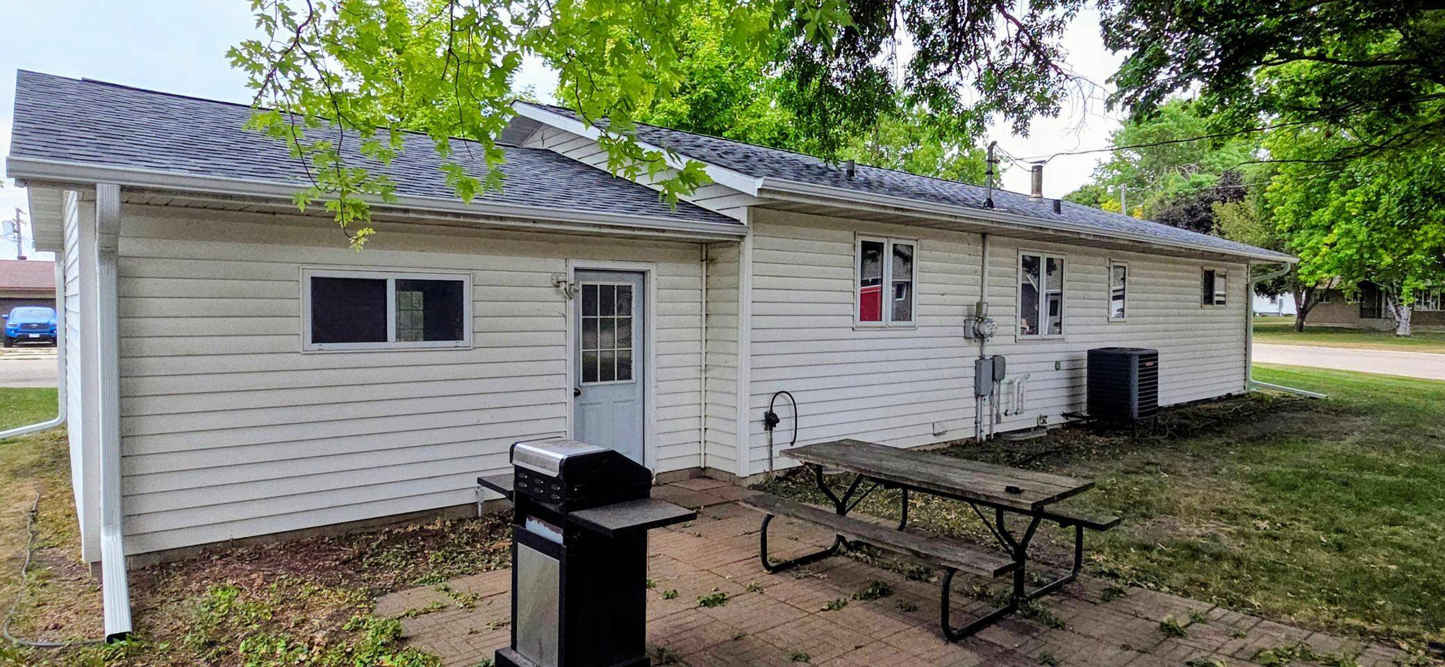 109 Arkansas AVE, Hoffman, MN 56339