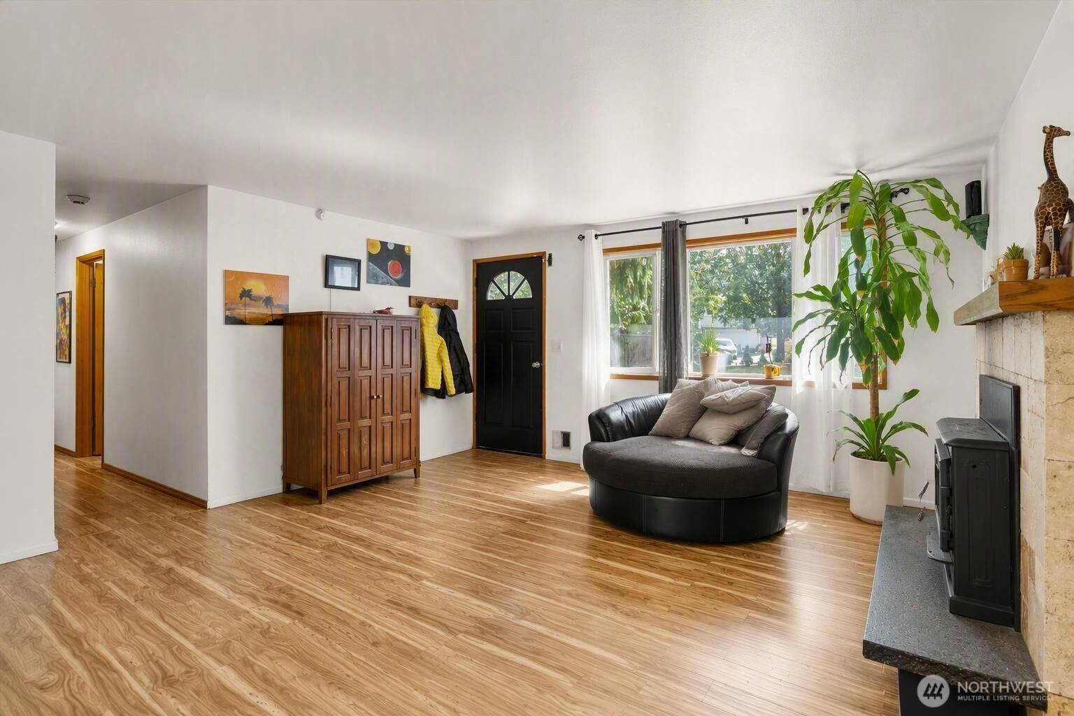 20630 64th DR NE, Arlington, WA 98223