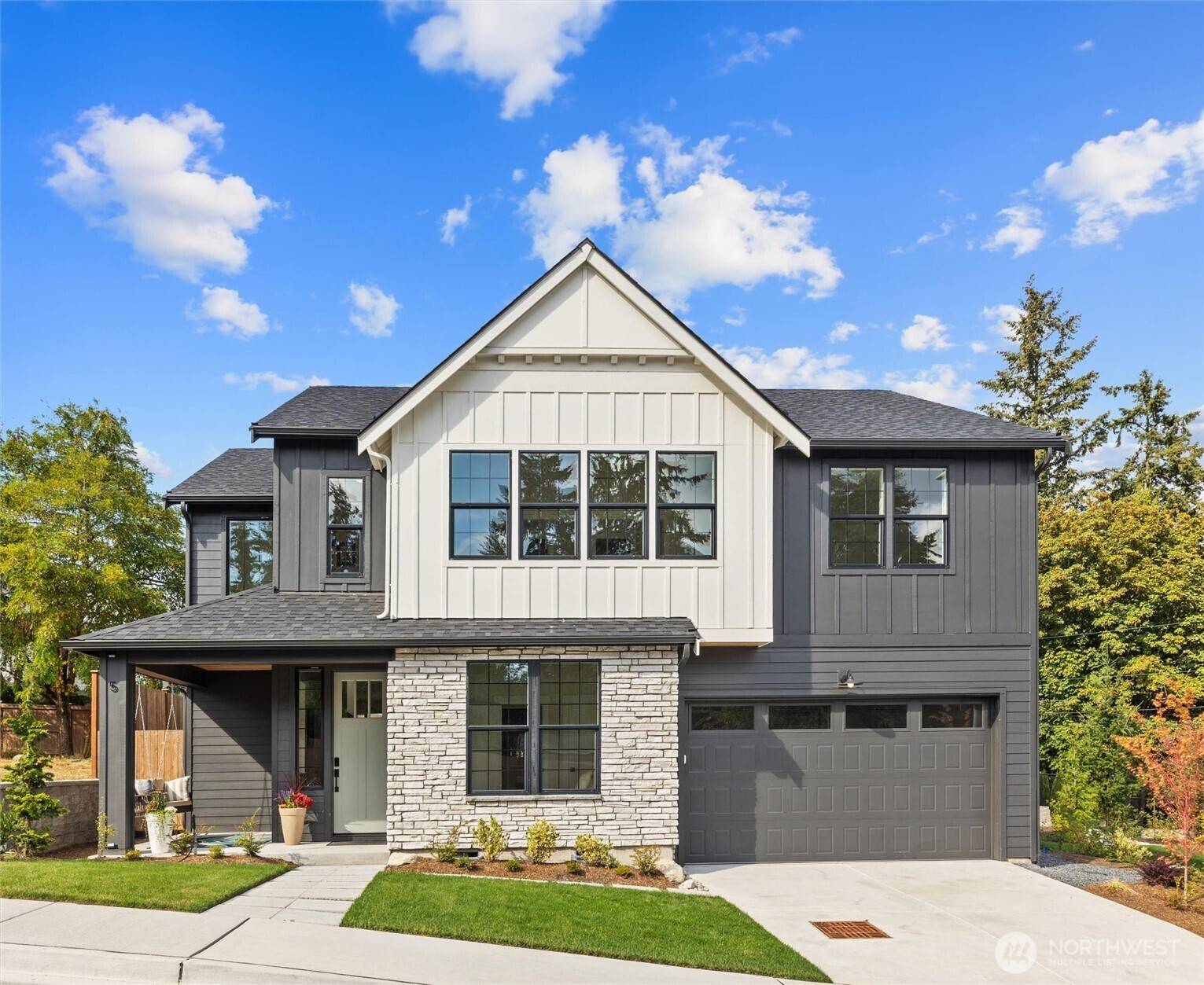 5 213th PL SW, Bothell, WA 98021