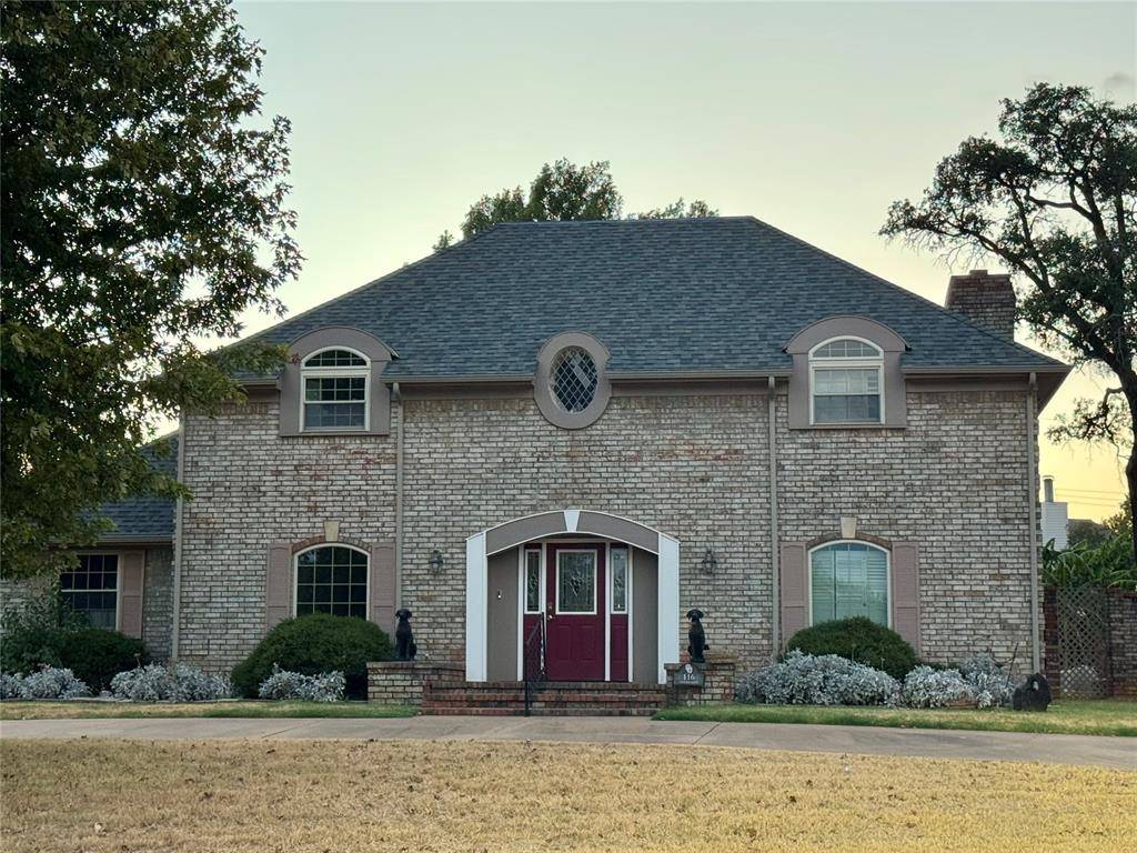 116 Caulder DR, Chickasha, OK 73018