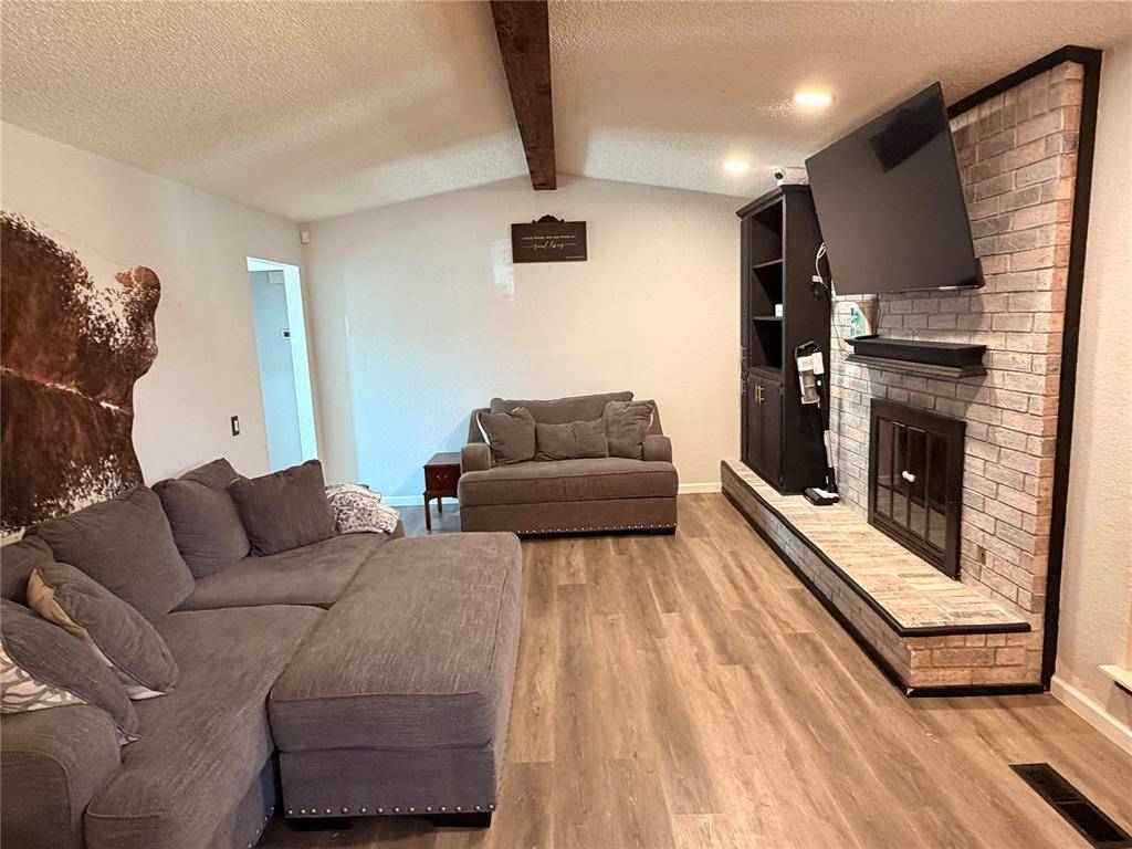 801 Mabel C Fry BLVD, Yukon, OK 73099