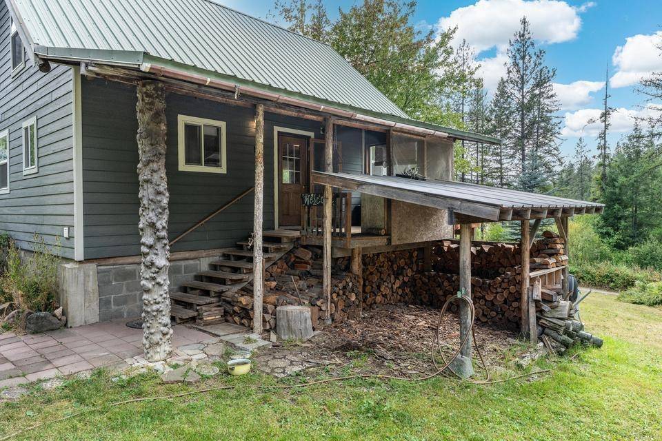 4457 Grouse Creek Rd, Chewelah, WA 99109