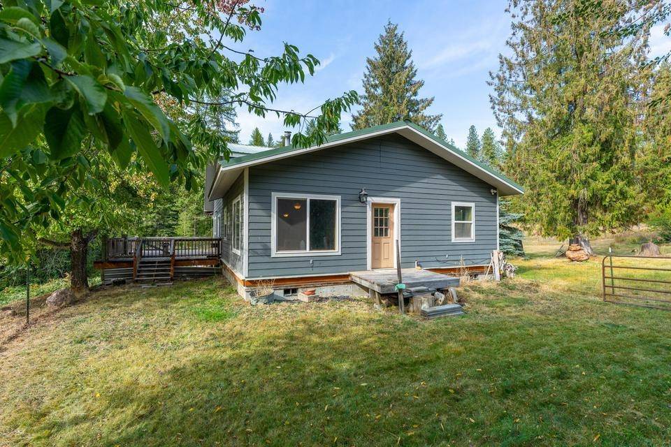 4457 Grouse Creek Rd, Chewelah, WA 99109