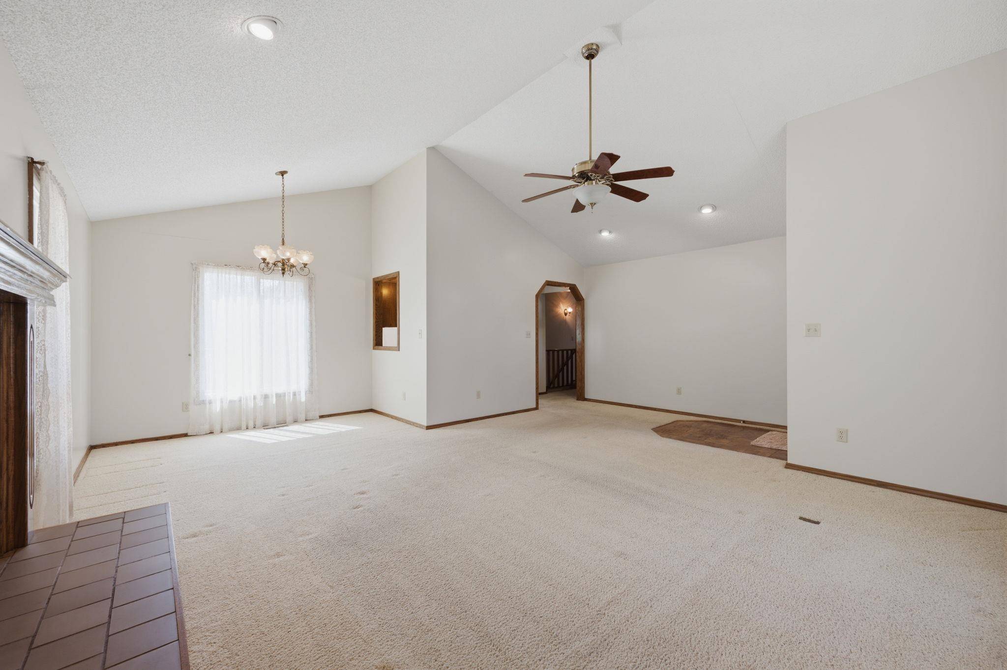1304 N Jay Ct., Derby, KS 67037-2833