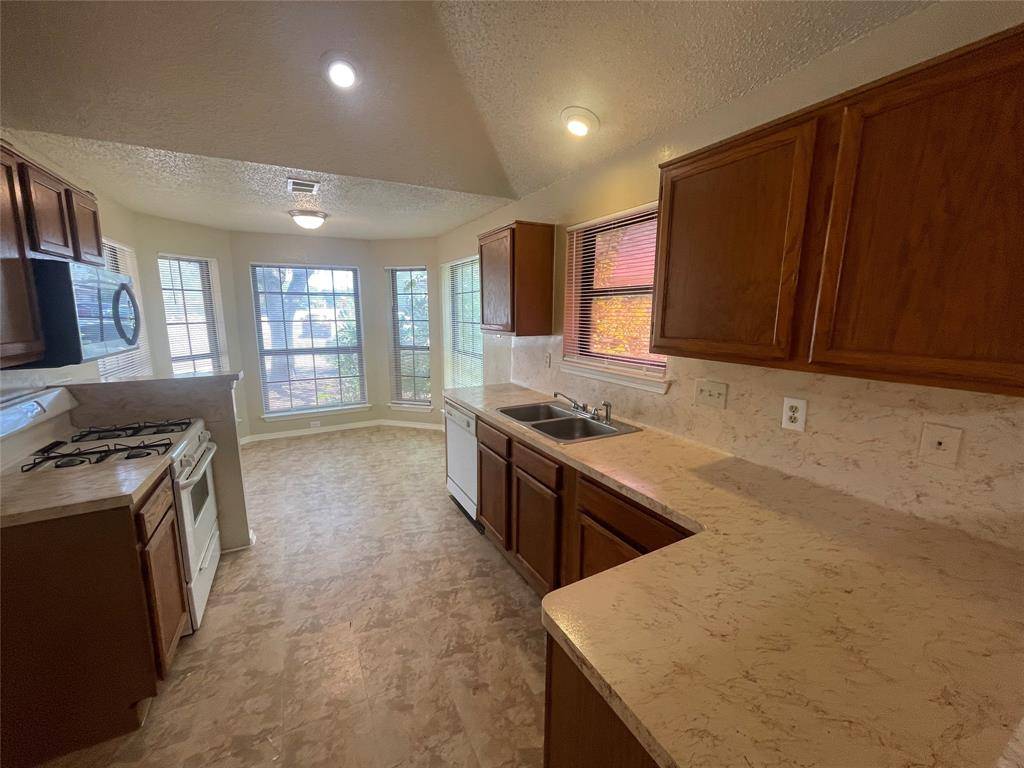 1319 Glencliff Court, Dallas, TX 75217