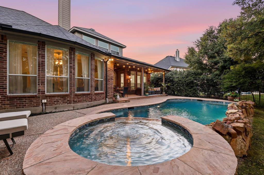9355 Blanco Drive, Lantana, TX 76226