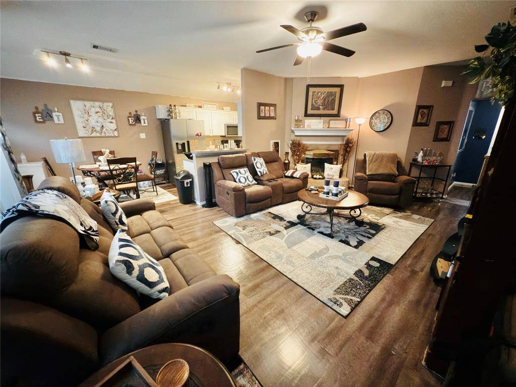101 Jackson Drive, Terrell, TX 75160