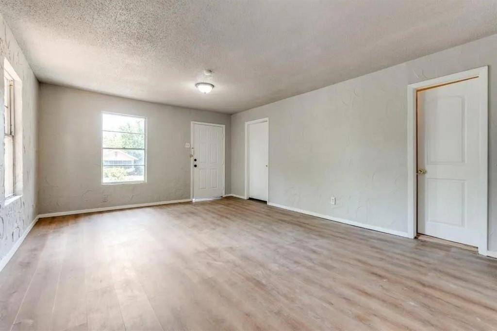 4404 Colonial Avenue, Dallas, TX 75215
