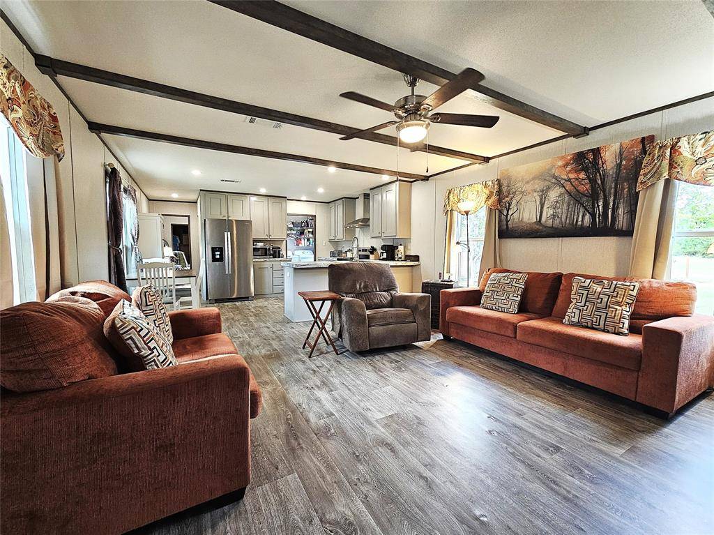 202 W 6th Street, Thornton, TX 76687