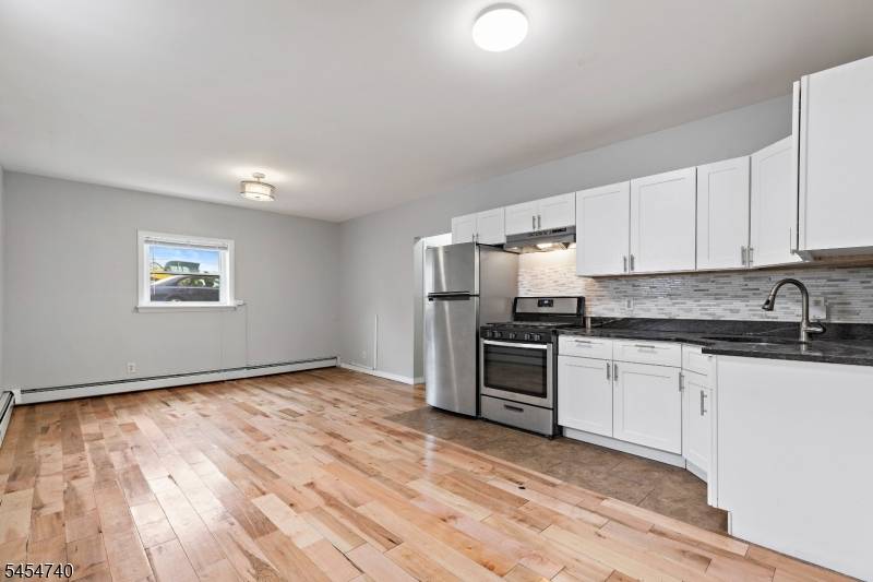 224 Macarthur Ave, Garfield City, NJ 07026
