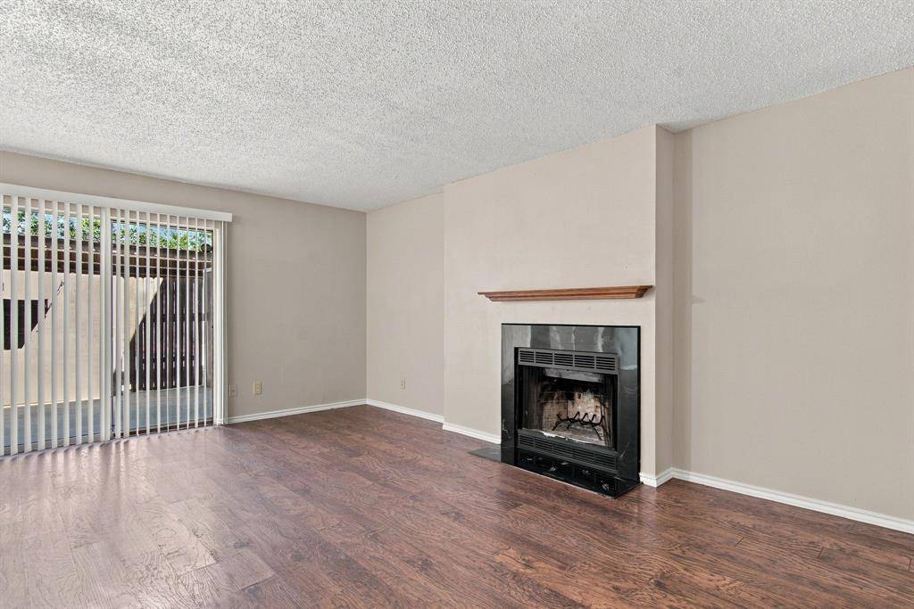 1725 E Grauwyler Road #138, Irving, TX 75061