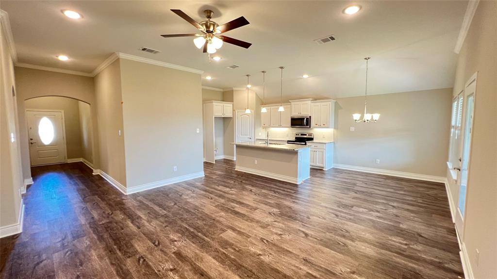803 Ransom Way, Greenville, TX 75402