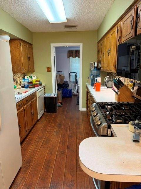 3004 Falls Church Lane, Mesquite, TX 75149