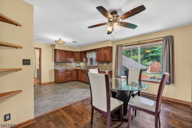 42 Goldfinch Ln, West Milford Twp., NJ 07421