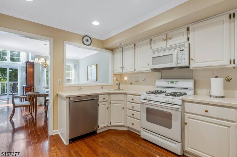 29 Edgewood Road Ondo, Bedminster Twp., NJ 07921