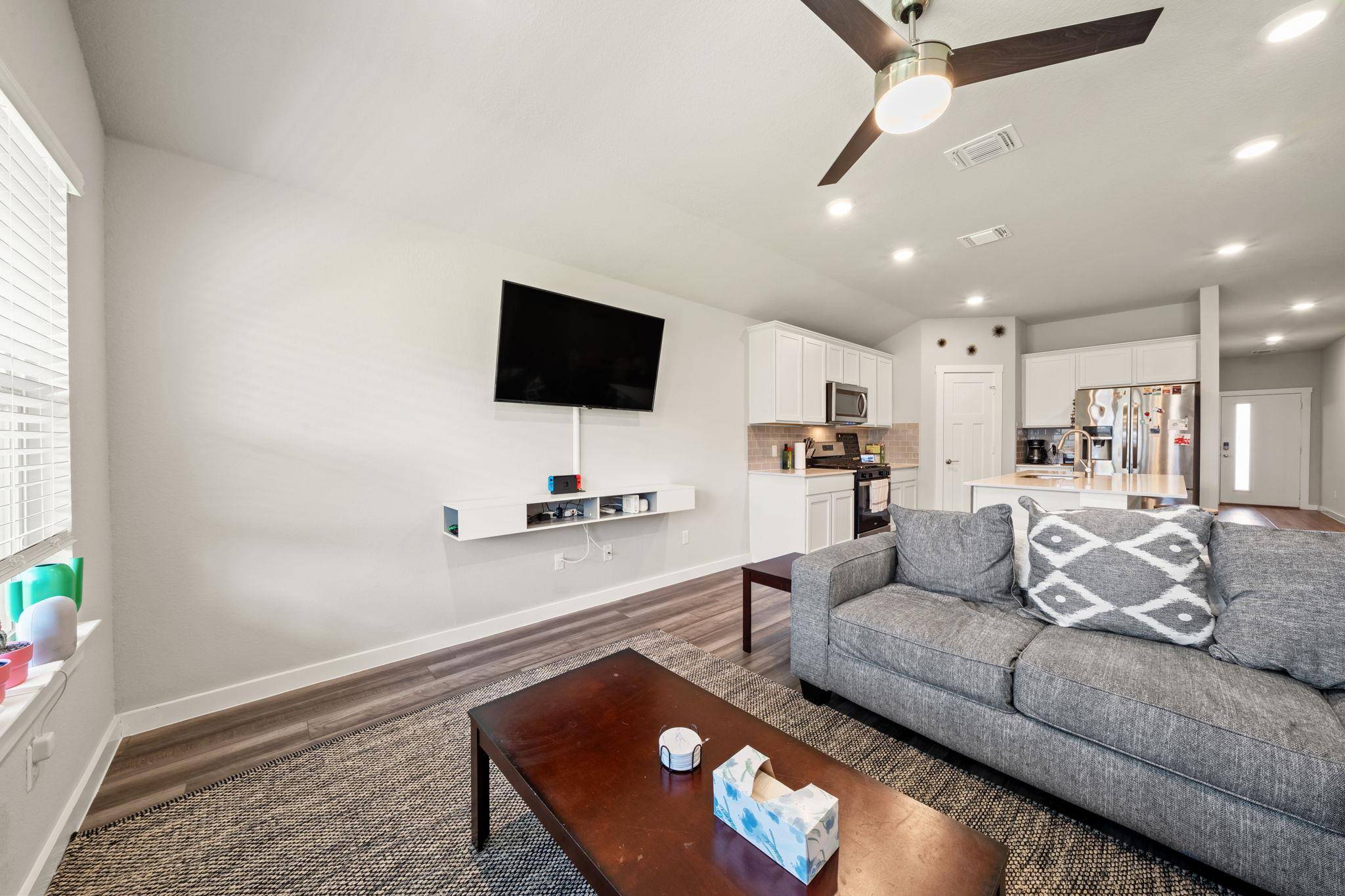 1117 Tipton ST, Georgetown, TX 78633