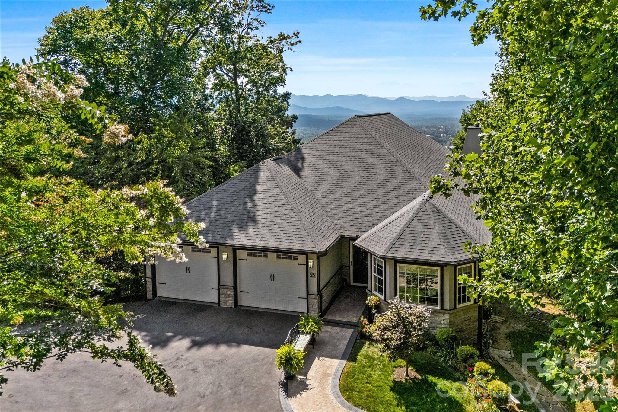 99 Distant View DR #99, Asheville, NC 28803