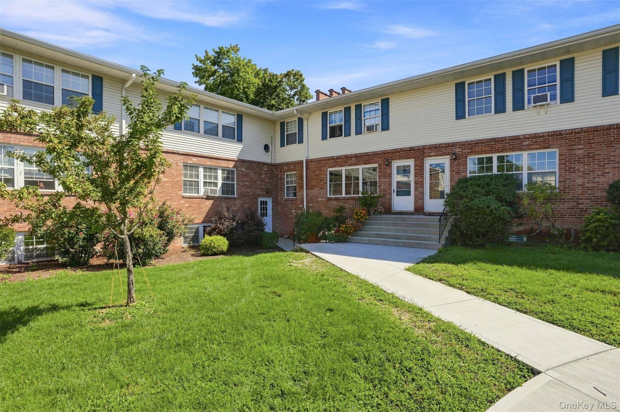 19 Huguenot ST #3, New Paltz, NY 12561