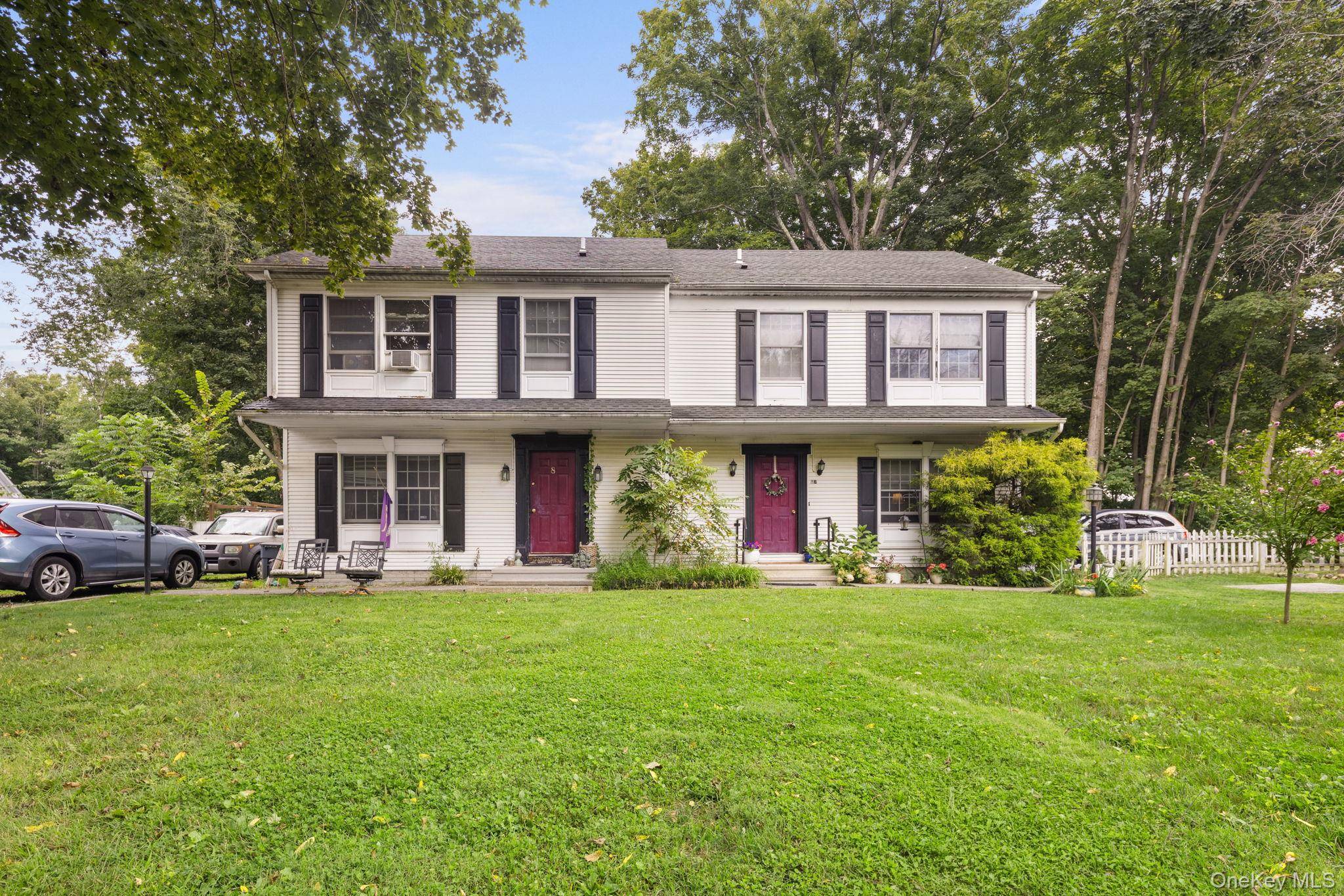 8 Wells Woods LN, Brewster, NY 10509