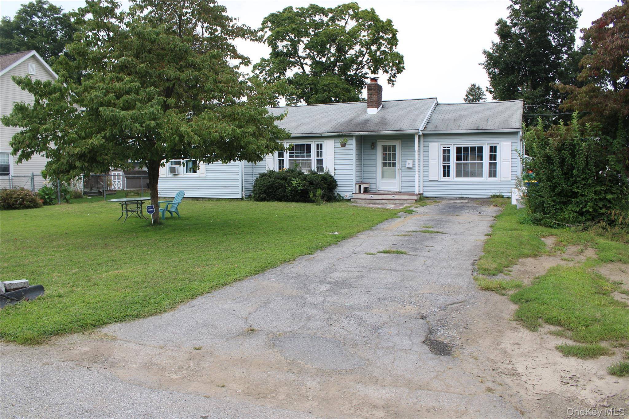 15 Caywood PL, Hyde Park, NY 12538