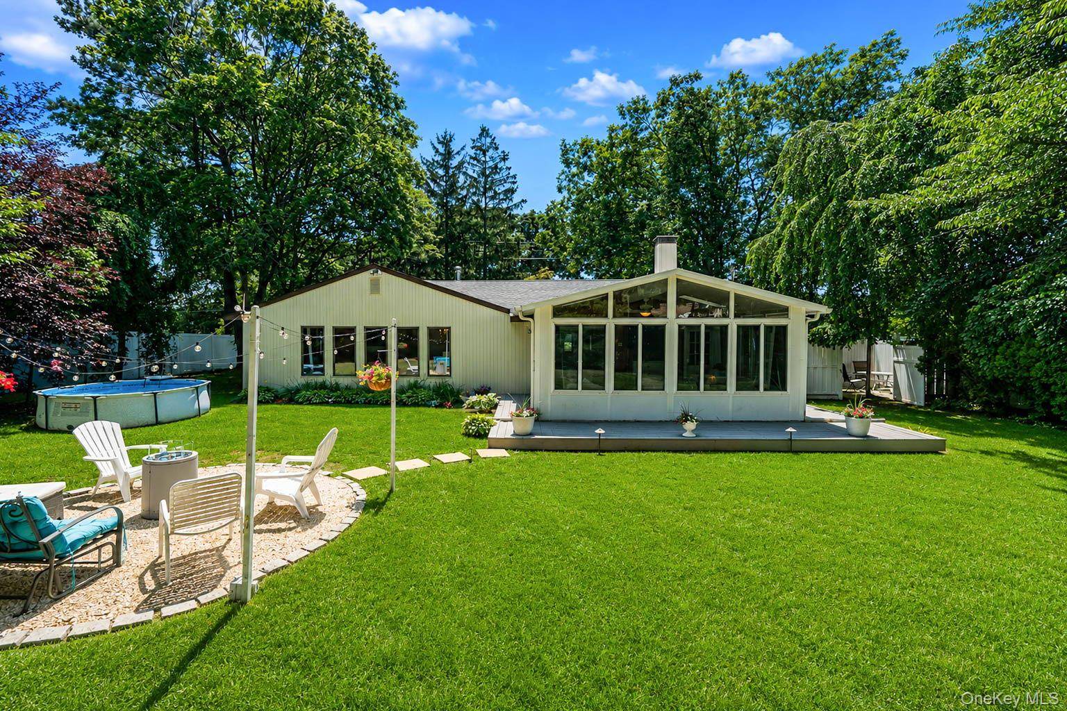1011 Old Town RD, Coram, NY 11727