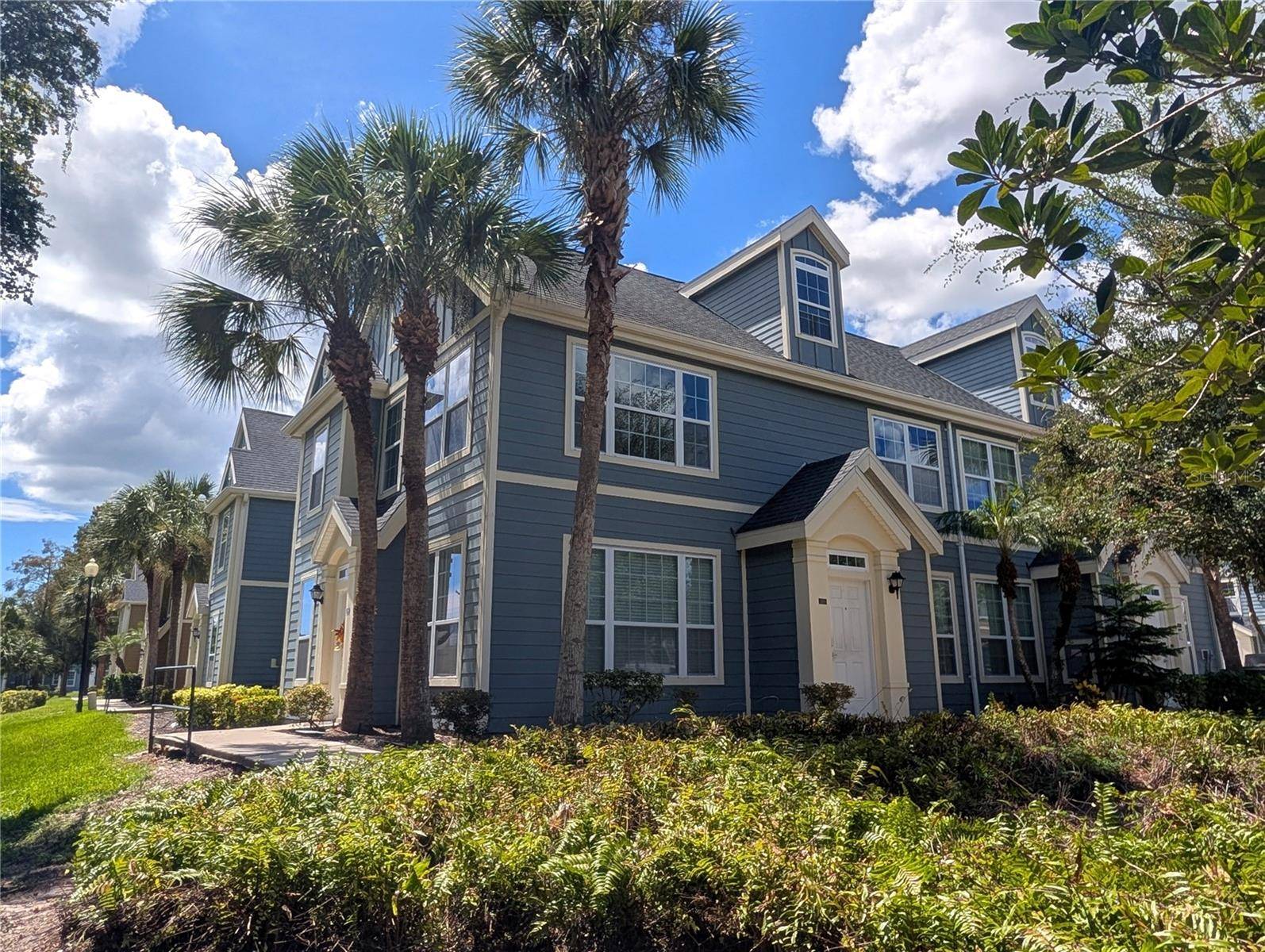 5581 ROSEHILL RD #205, Sarasota, FL 34233