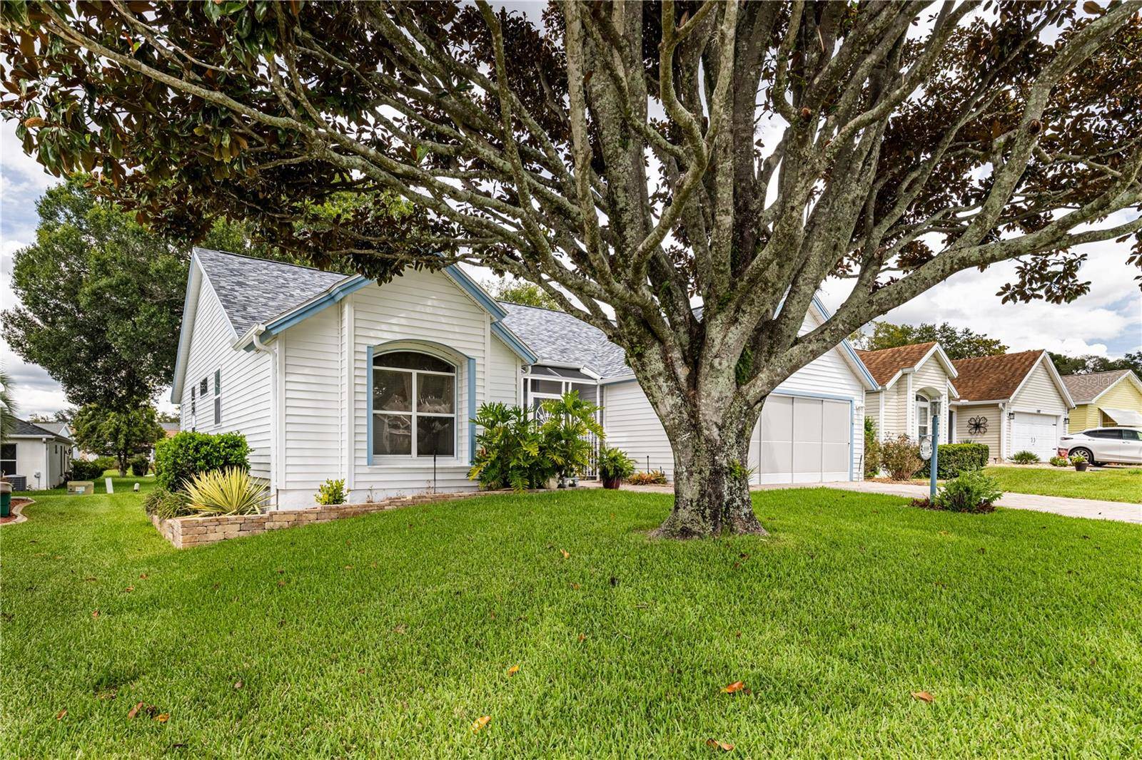 1009 LA MESA LN, Lady Lake, FL 32159
