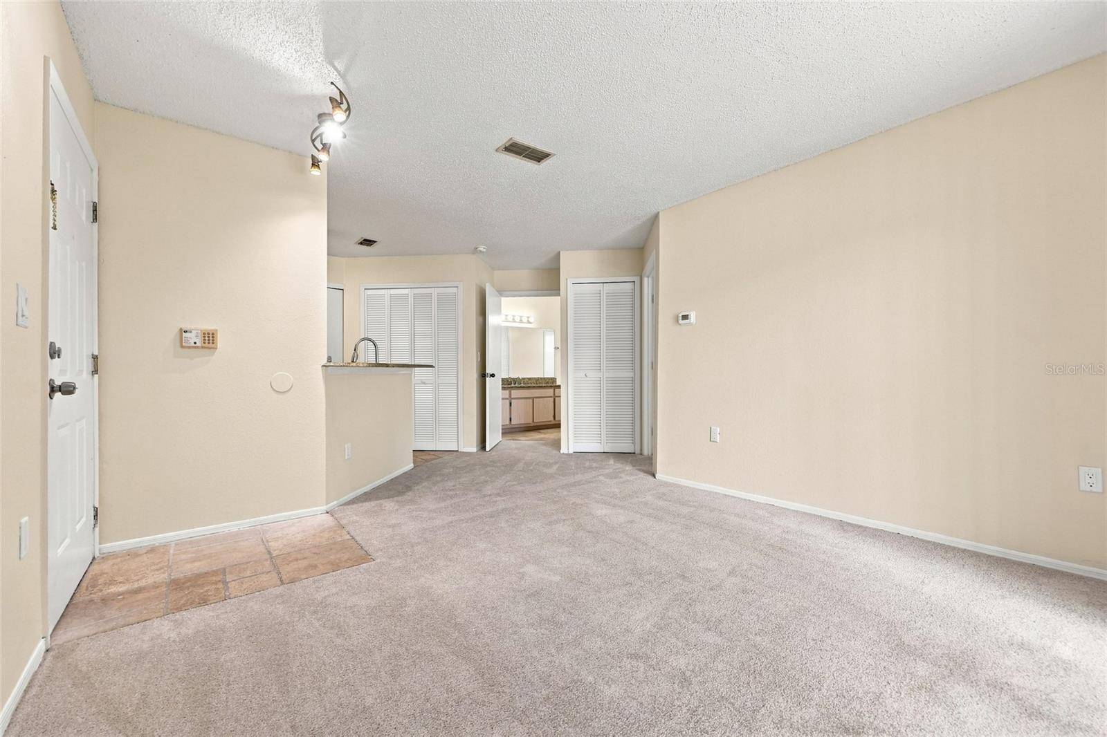 3705 SW 27TH ST #1012, Gainesville, FL 32608