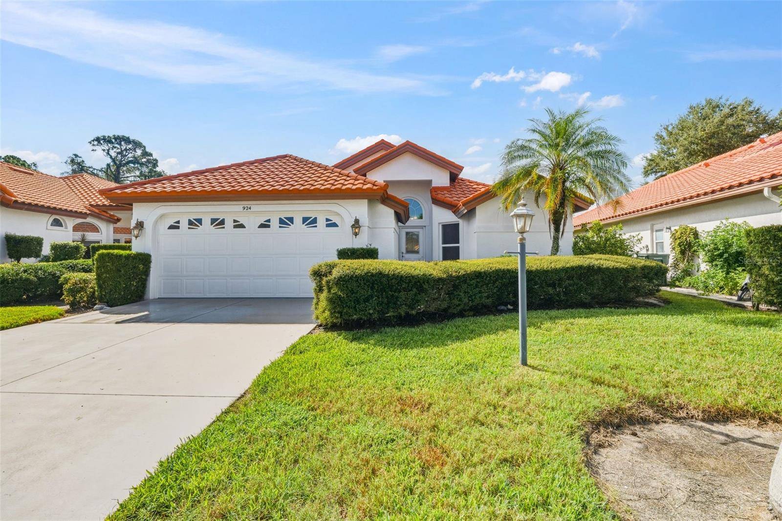 924 HARBOR TOWN DR, Venice, FL 34292
