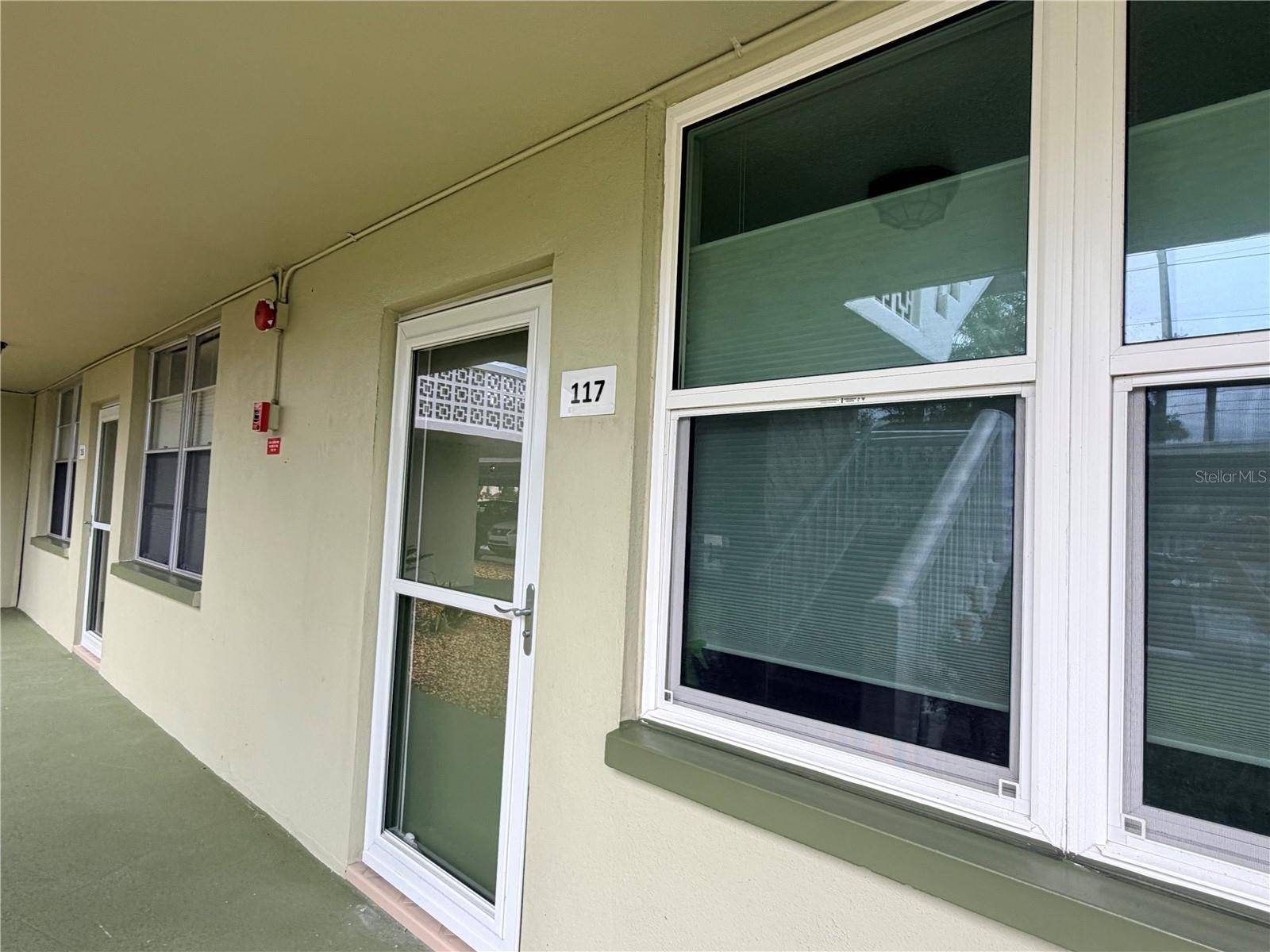 4885 1ST ST NE #117, St Petersburg, FL 33703
