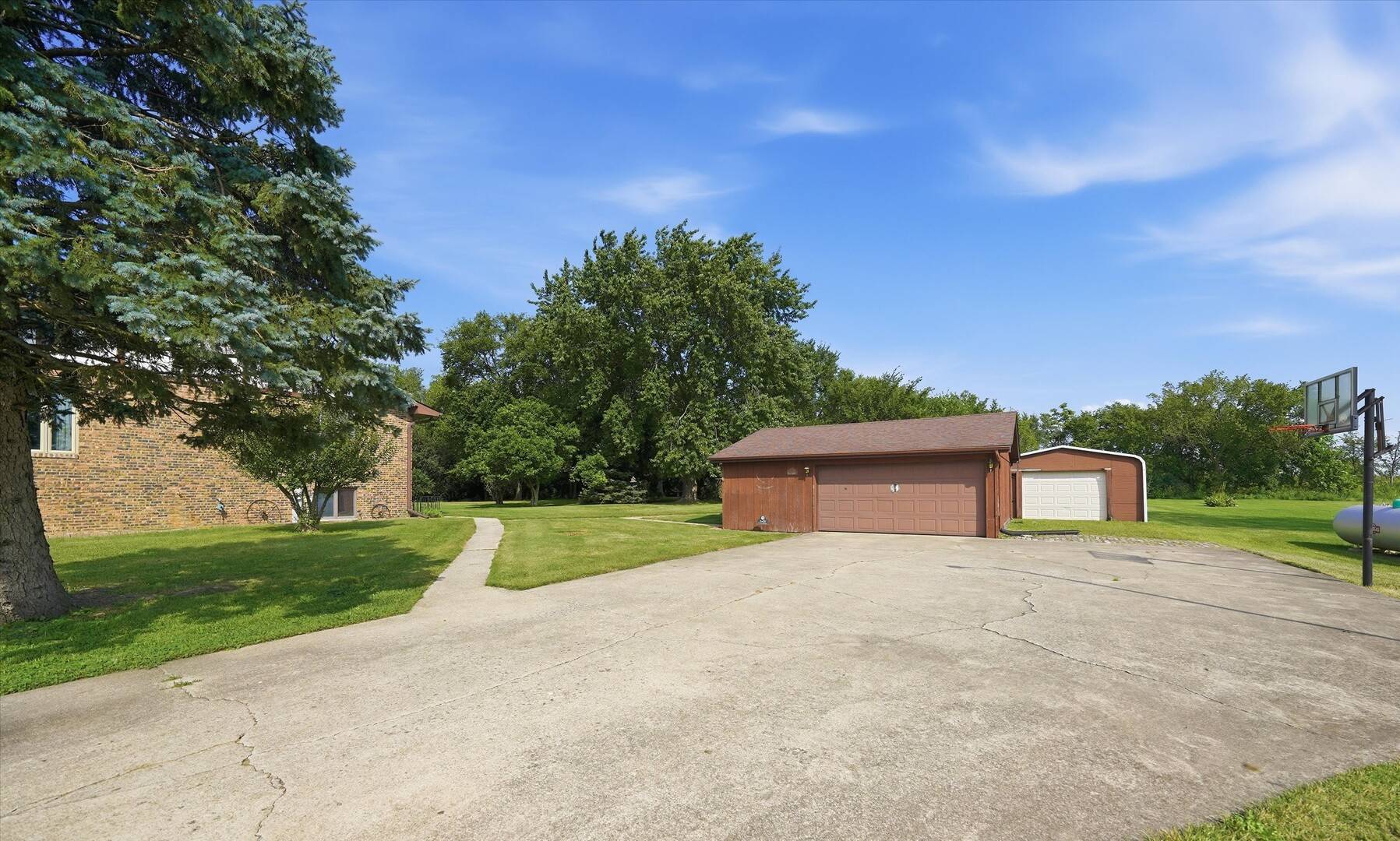 1128 W Church RD, Beecher, IL 60401