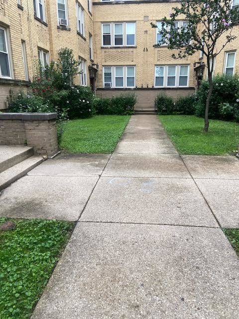 2214 W Thome AVE #2B, Chicago, IL 60659