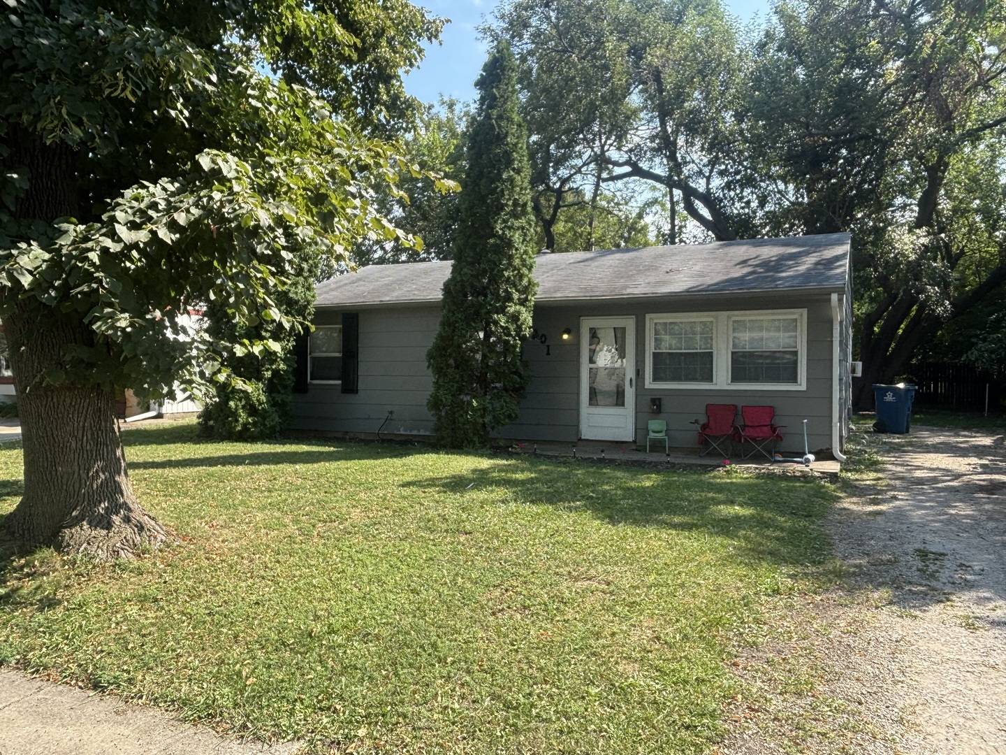 1301 Eureka ST, Urbana, IL 61801