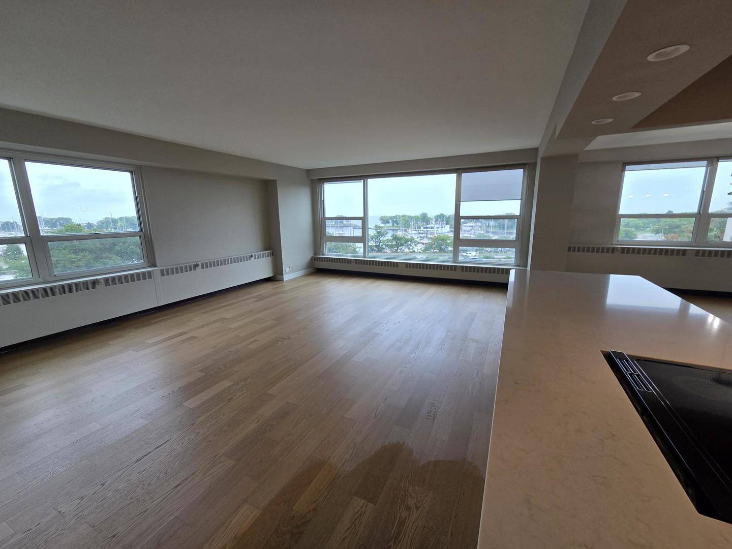 3180 N Lake Shore DR #5H, Chicago, IL 60657