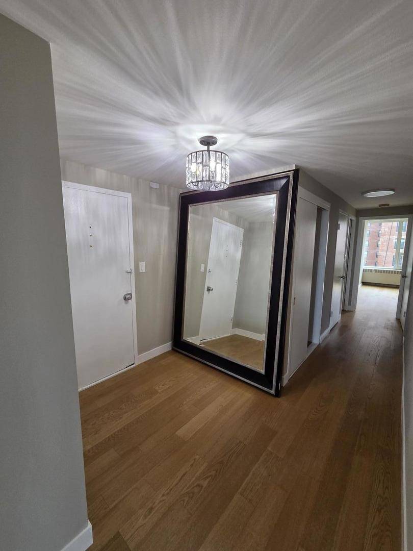 3180 N Lake Shore DR #5H, Chicago, IL 60657