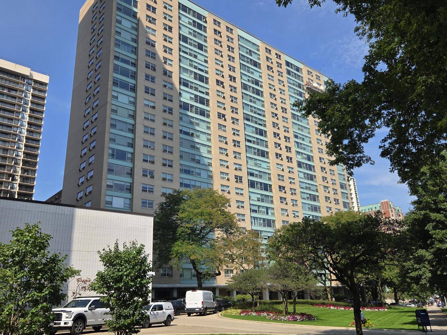 3180 N Lake Shore DR #5H, Chicago, IL 60657