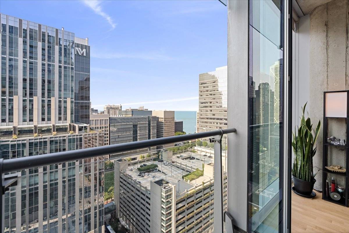 600 N FAIRBANKS CT #2704, Chicago, IL 60611