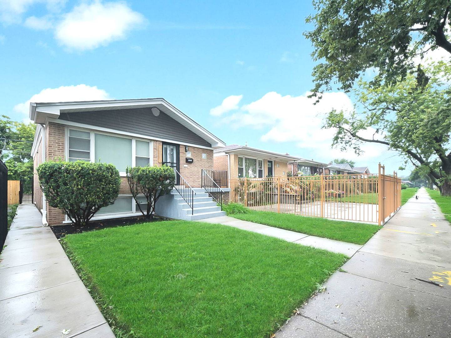 6525 S Bell AVE, Chicago, IL 60636