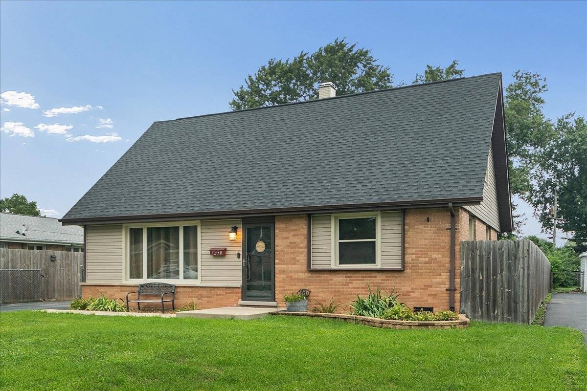 5230 Pleasant LN, Crestwood, IL 60418